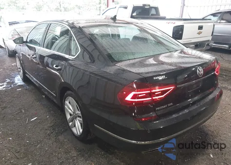 2017 Volkswagen Passat V6 Sel Premium z USA, uszkodzony, nr VIN 1VWCM7A37HC084991